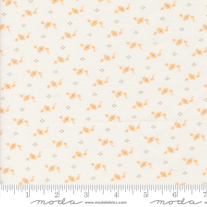 Agatha Road Tiny Pumpkins Ghost - Multi